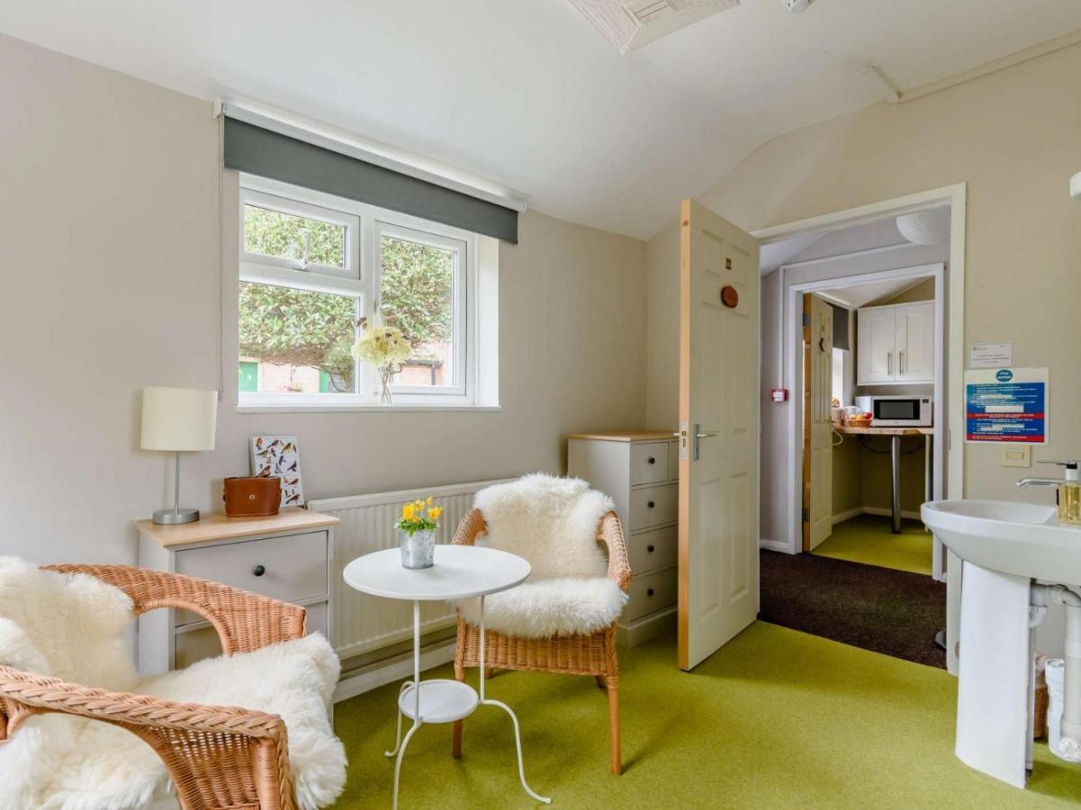 Claridge House Bed & Breakfast Лингфийлд Екстериор снимка